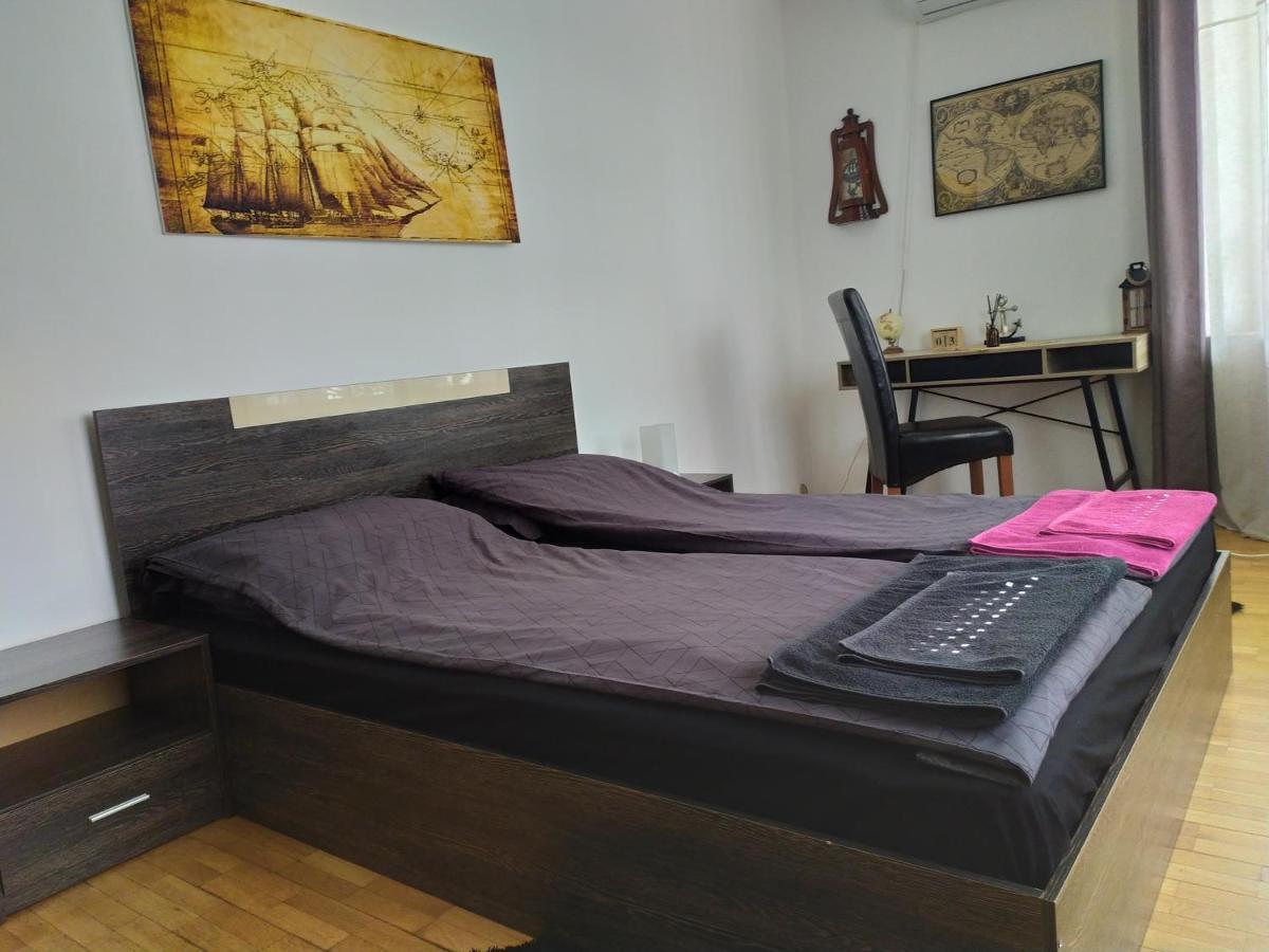 Apartament Bogoslovovi Varna Eksteriør bilde